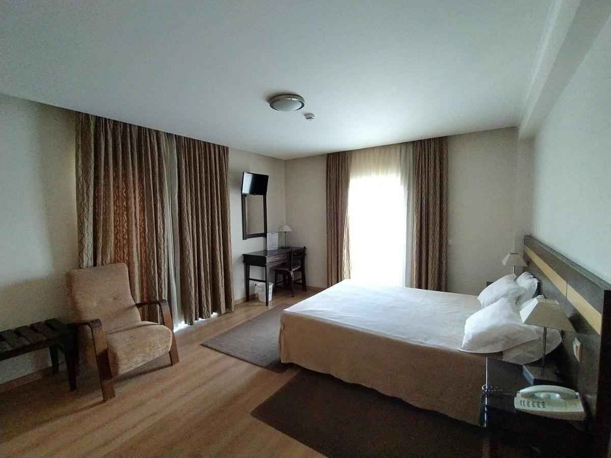 Hotel Santo Condestavel Fatima Exterior photo